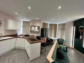 Strawberry Fields Suite by Sasco Apartments